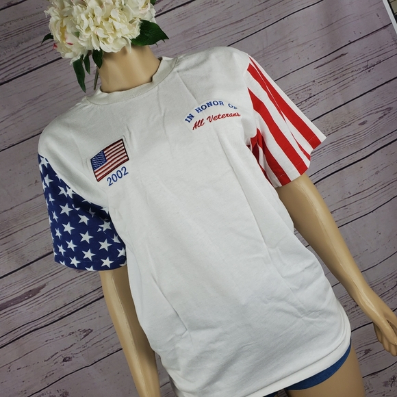 in honor of veterans medium white tshirt ( 5 for $20 ) - Picture 5 of 8